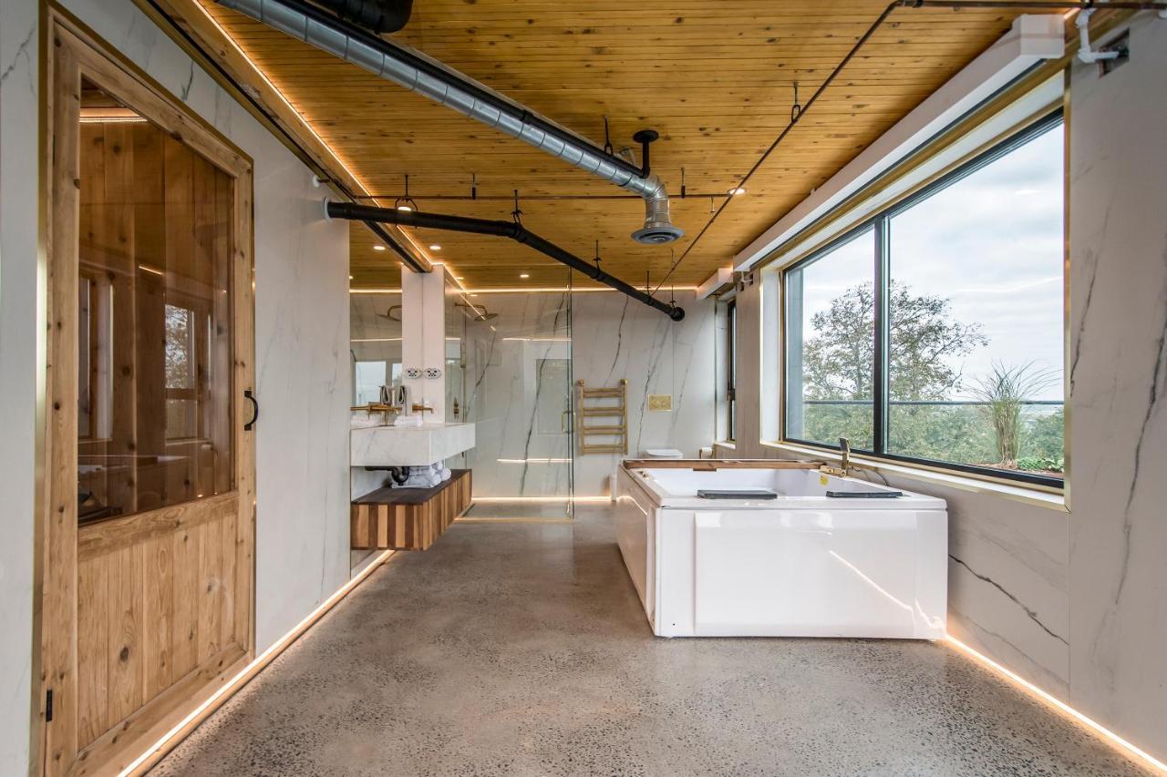 The Halifax Rooftop - Cozy Spa B&B المظهر الخارجي الصورة